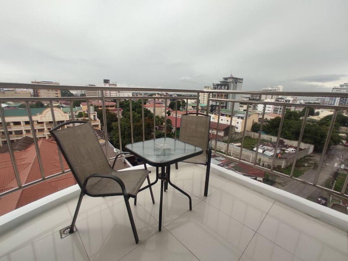 2Br Condo At Kandi Tower 2 Анхелес Экстерьер фото