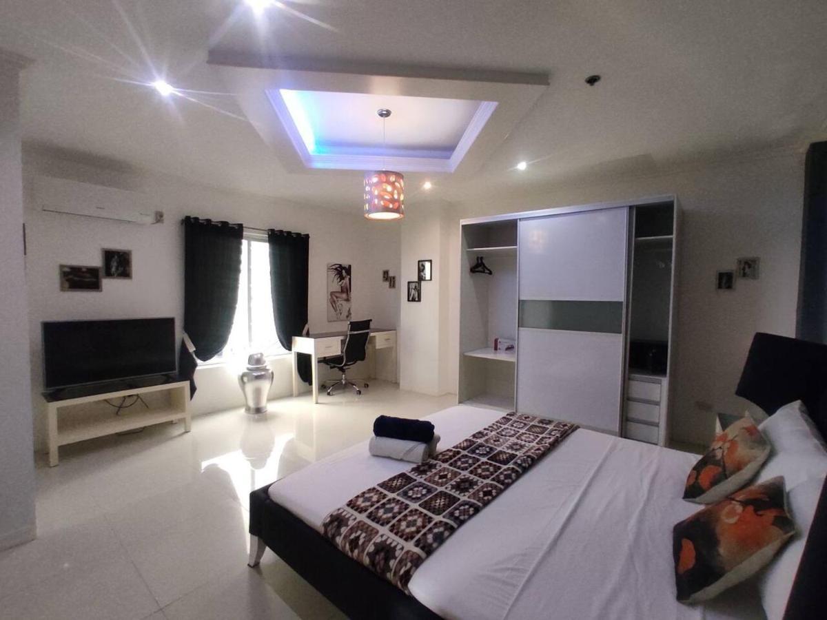 2Br Condo At Kandi Tower 2 Анхелес Экстерьер фото