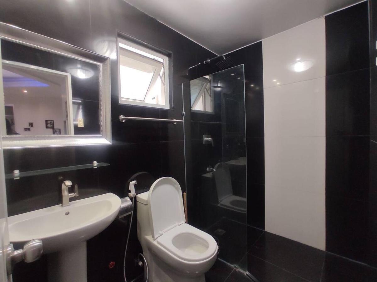 2Br Condo At Kandi Tower 2 Анхелес Экстерьер фото
